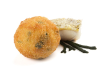 Croqueta de merluza y alga códium